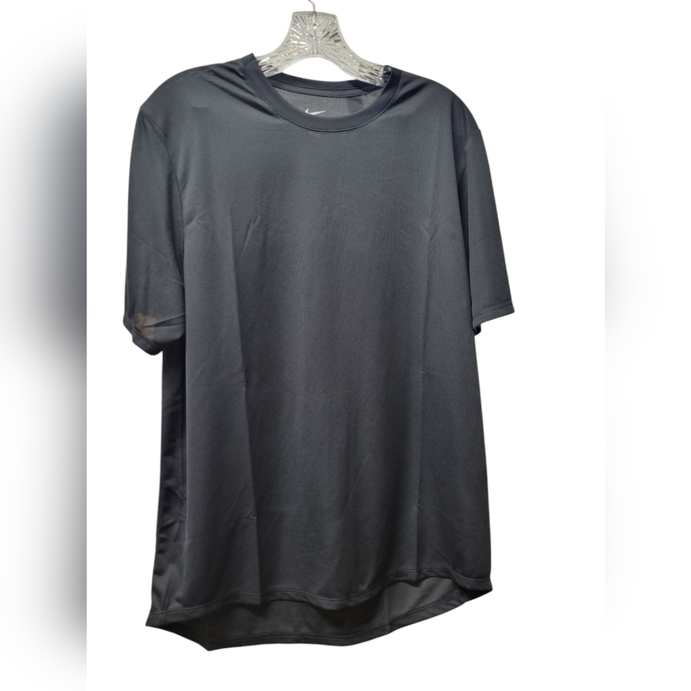 Nike Men's Light weight breathable Shirt Medium Black NWOT